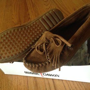 MINNETONKA Women's Sz 5 Dusty Brown Suede Leather